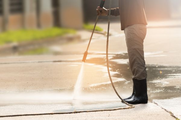 Cost of Residential Concrete Cleaning in Lafayette