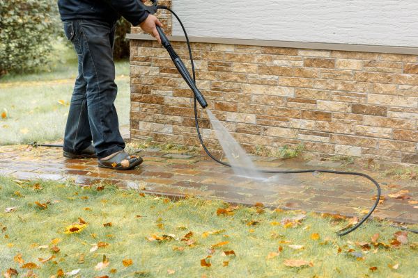 Cost of Residential Powerwashing in Lafayette